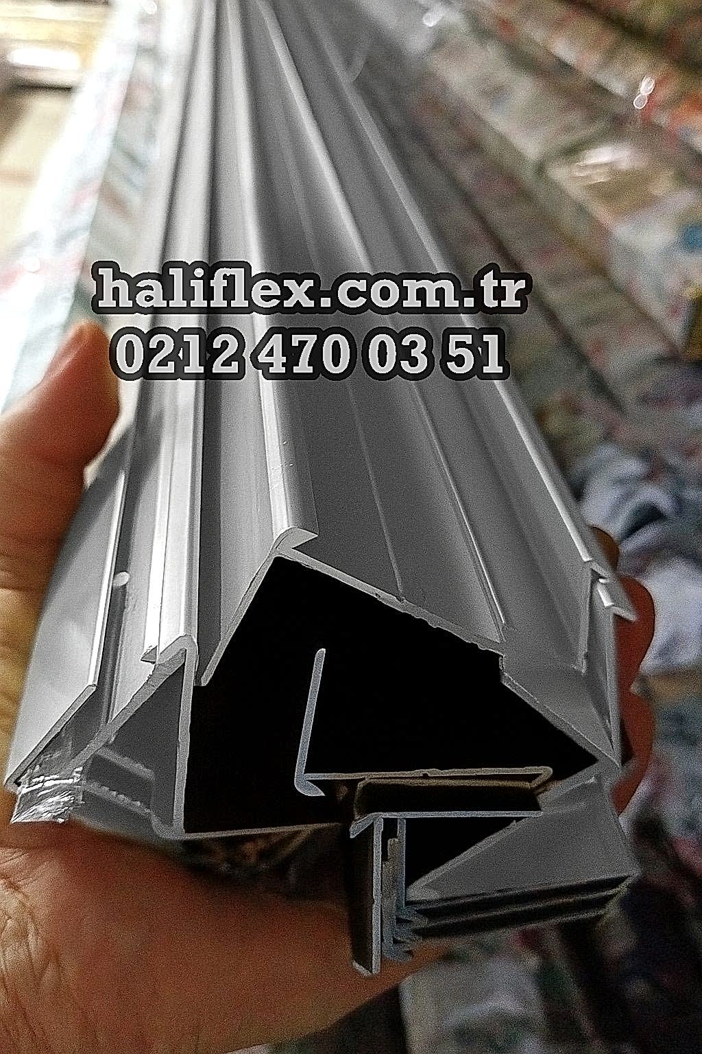 lastikli merdiven profili, alüminyum merdiven profili, kaymaz merdiven profili, gümüş merdiven profili, gold merdiven profili, merdiven basamak profili, merdiven kenar profili, kaymaz lastikli profil, dekoratif merdiven profili, alüminyum basamak profili